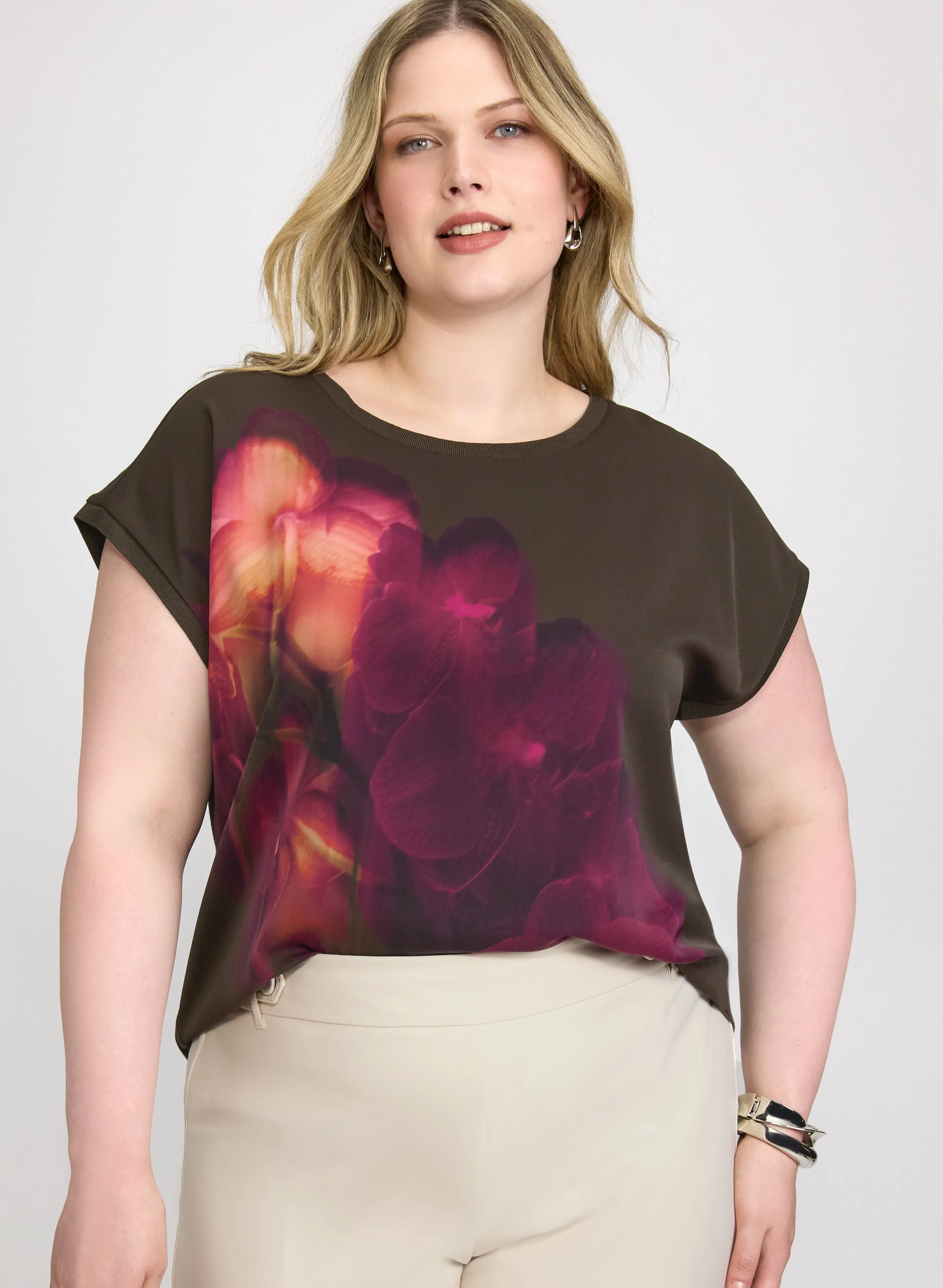 Laura Floral Front Top Laura Floral Front Top | Refined Everyday Style - Image 1